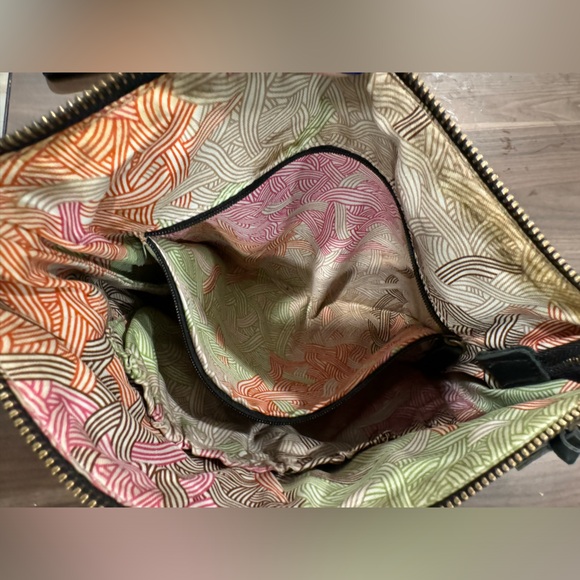 The Sak Black Pebble Leather Crossbody Bag VGUC (Minor Corner Wear) - Picture 10 of 11